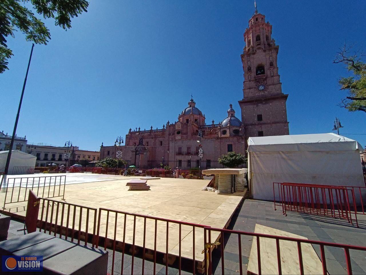 Celebran instalación de Pista de Hielo gratuita del Ayuntamiento de Morelia
