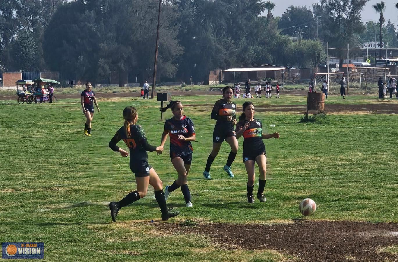 UMSNH gana por goleada en la Liga Municipal