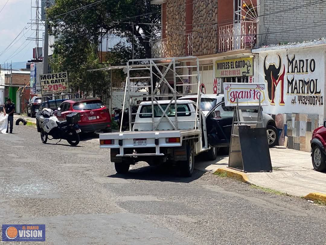 En ataque a balazos, lesionan a conductor de una camioneta