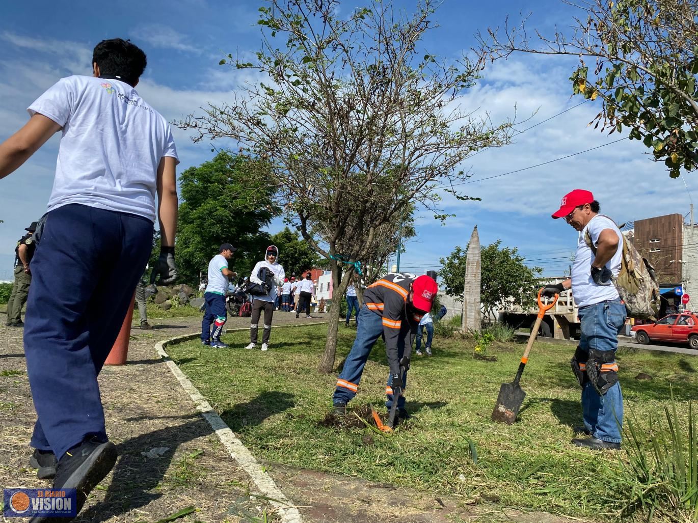 Gobierno de Morelia realiza jornada de reforestación en el Parque Lineal Bicentenario