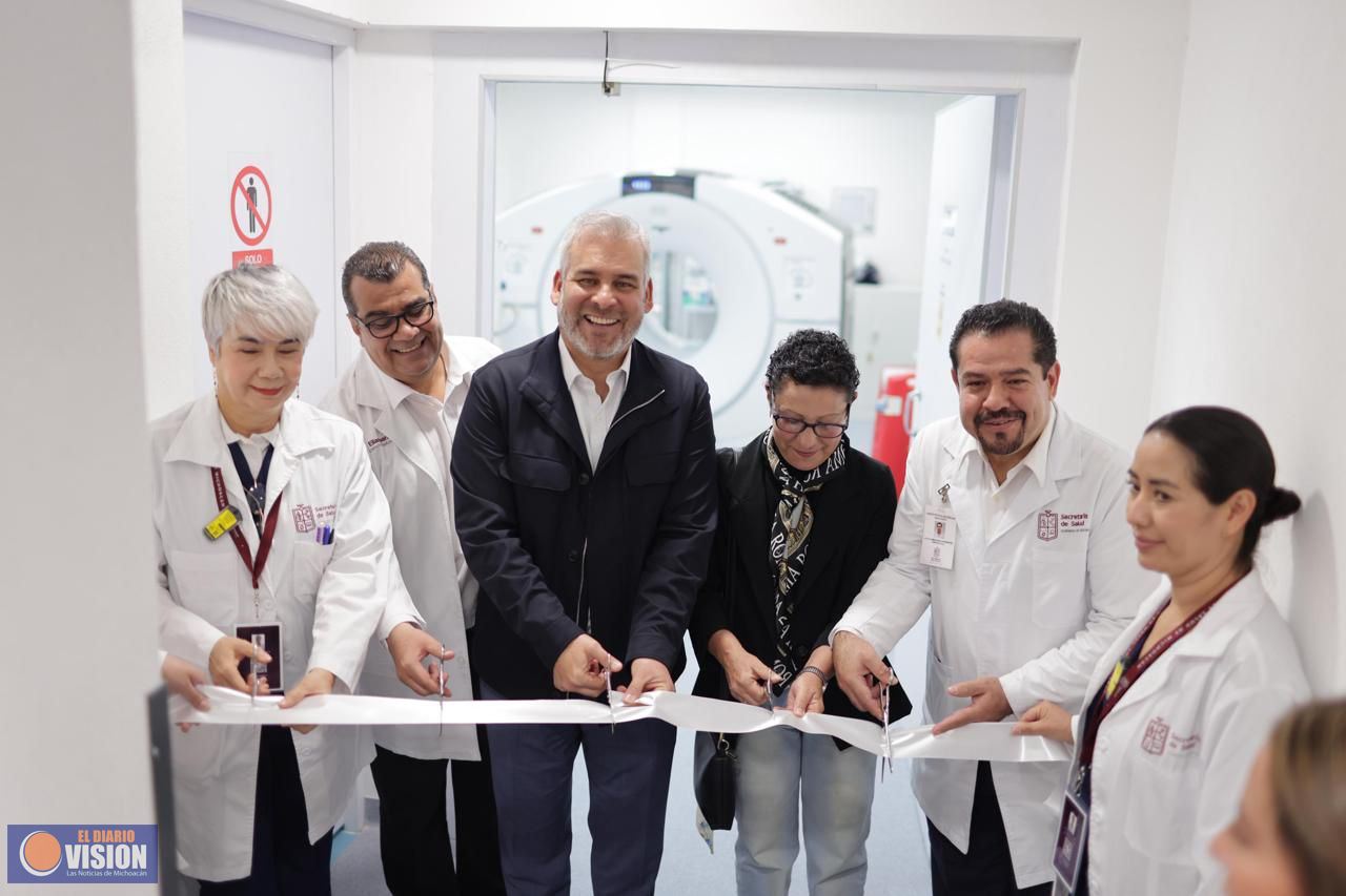 Bedolla pone en marcha equipo de vanguardia para detectar y tratar el cáncer en Michoacán