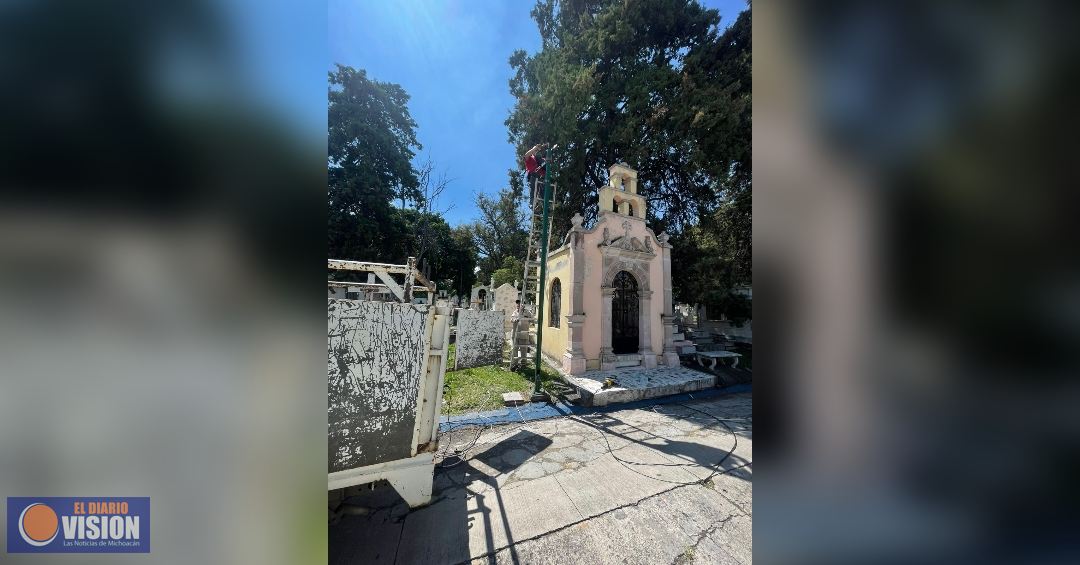 Gobierno de Morelia mejora iluminación en el Panteón Municipal