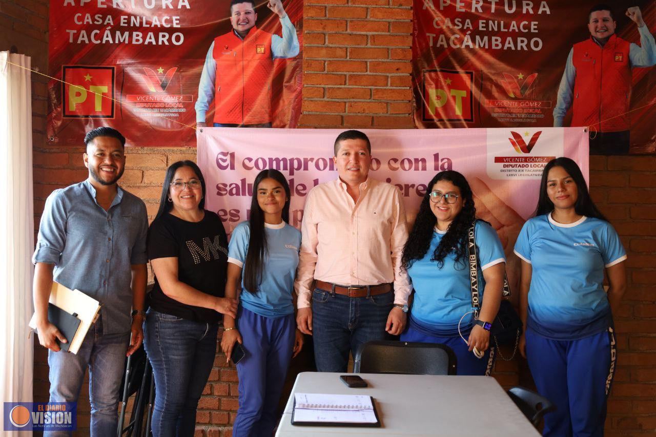 Atiende Vicente Gómez al sector educativo del Distrito XIX