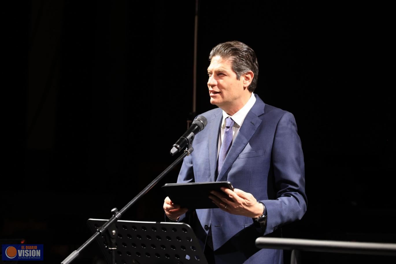 Alfonso Martínez clausura la 37ª edición del Festival de Música de Morelia