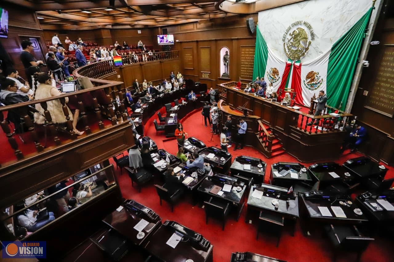 Prohíbe 76 Legislatura que servicios públicos de transporte, trasladen a menores que viajen solos