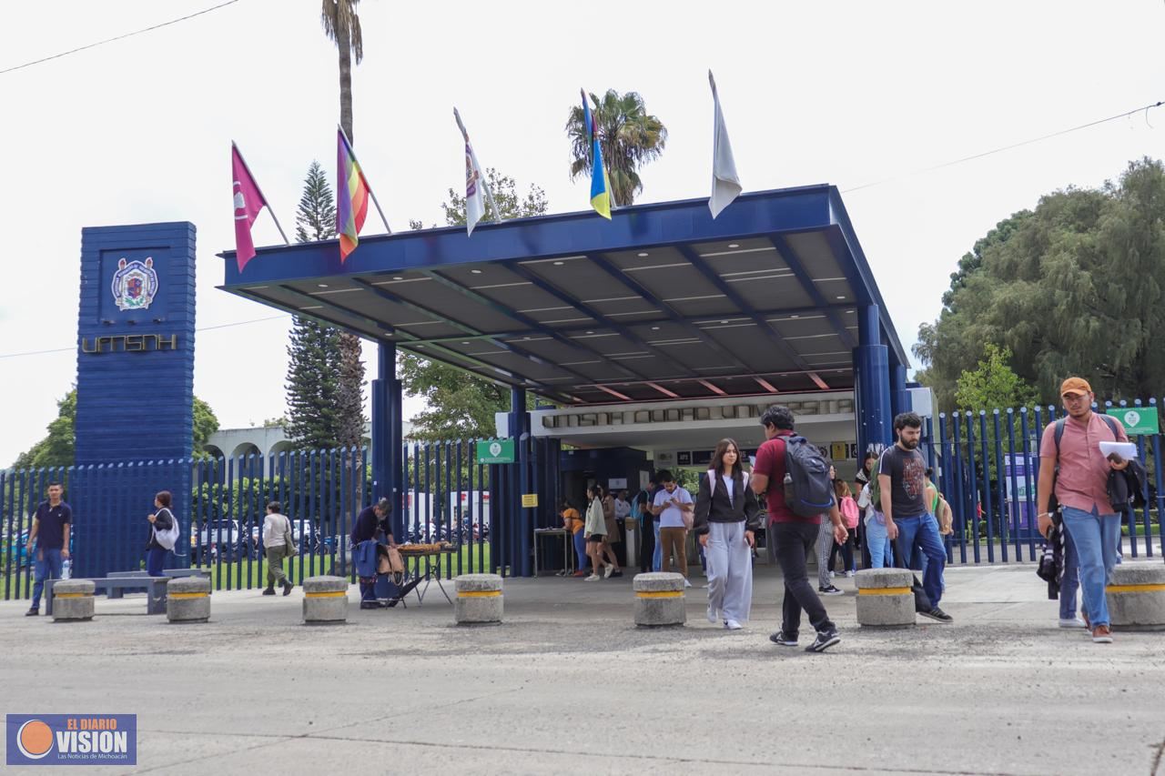 Hoy, nicolaitas recibirán 100 % de aguinaldo; Yarabí Ávila cumple con las y los trabajadores 