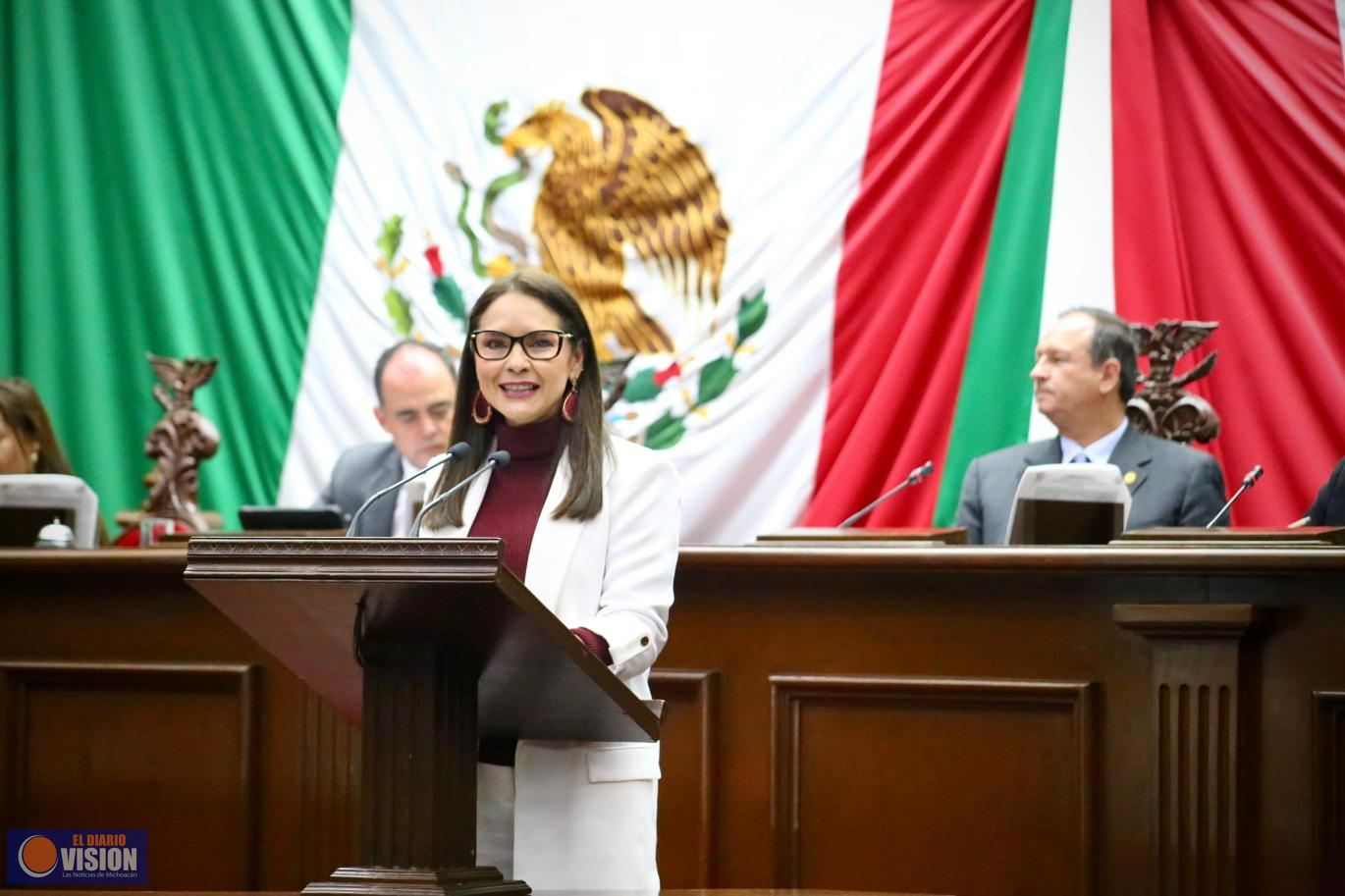 Nalleli Julieta presenta iniciativa para garantizar igualdad sustantiva