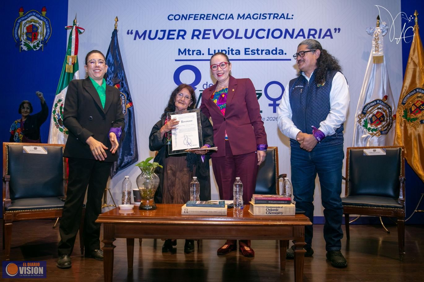 Necesario visibilizar el papel de las mujeres en la historia, señala la profesora Lupita Estrada