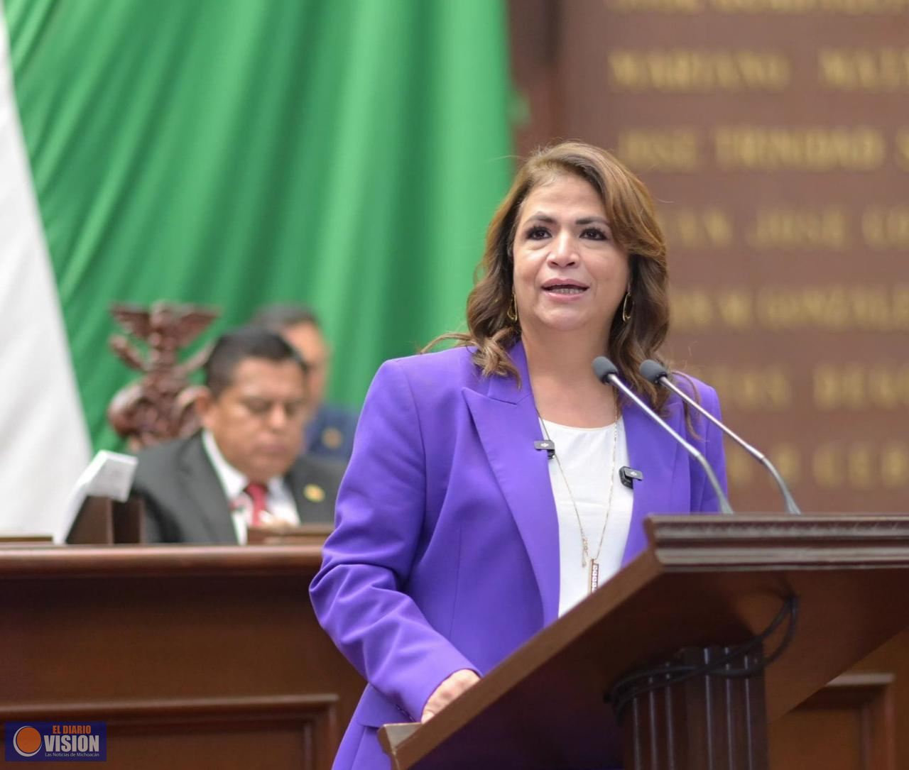Propone Fabiola Alanís representación de migrantes en el Congreso de Michoacán