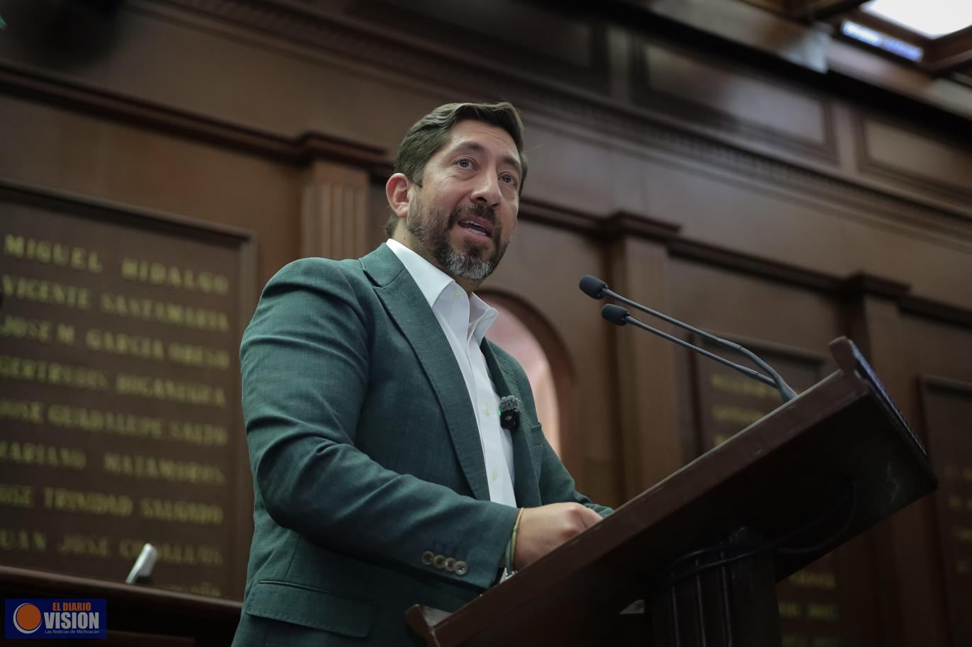 Propone Abraham Espinoza que actas de nacimiento tengan vigencia indefinida en Michoacán