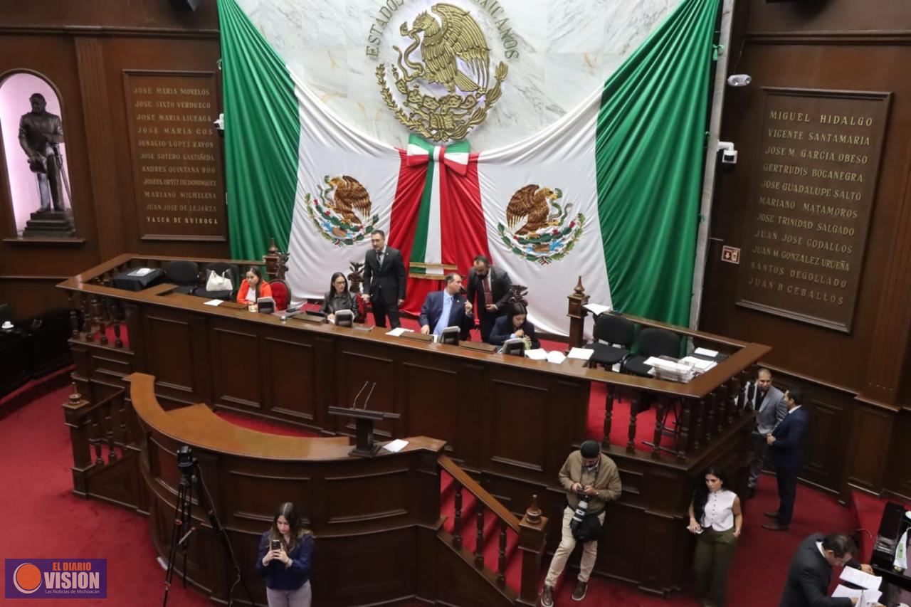 Primarias y secundarias deberán regular uso de Dispositivos Móviles en horario escolar: Congreso 