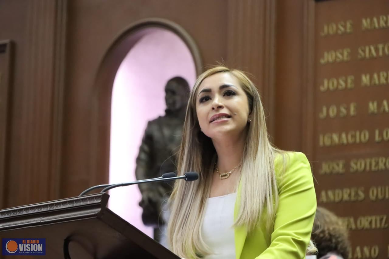Propone Grecia Aguilar Mercado incluir a personas de talla baja en la Constitución de Michoacán