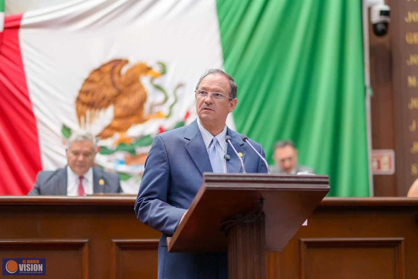 David Martínez Gowman presenta iniciativa para dar certeza jurídica al patrimonio de las familias 