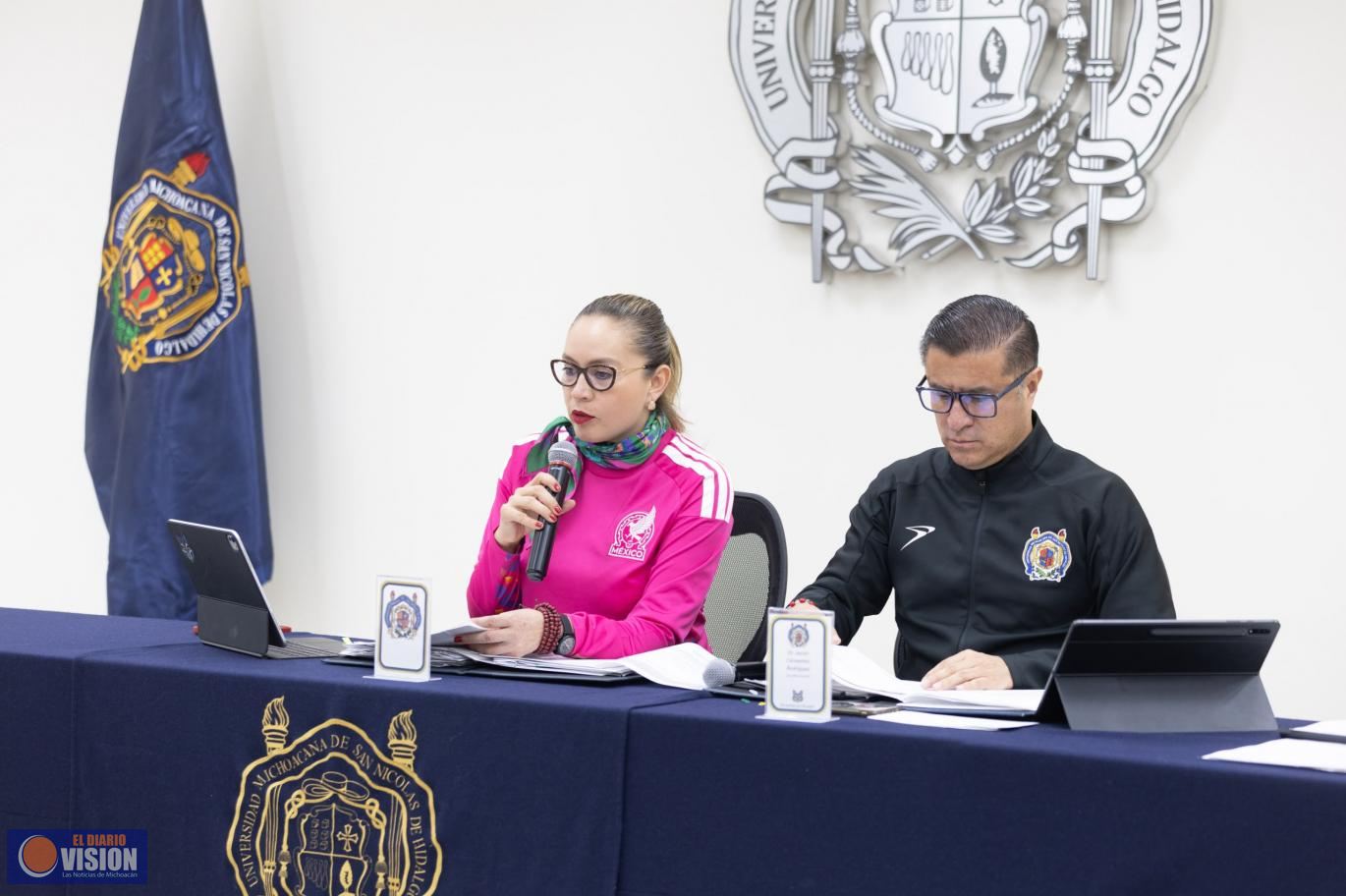 Continúa avanzando la actualización de la normativa de la UMSNH, en gestión de Yarabí Ávila 