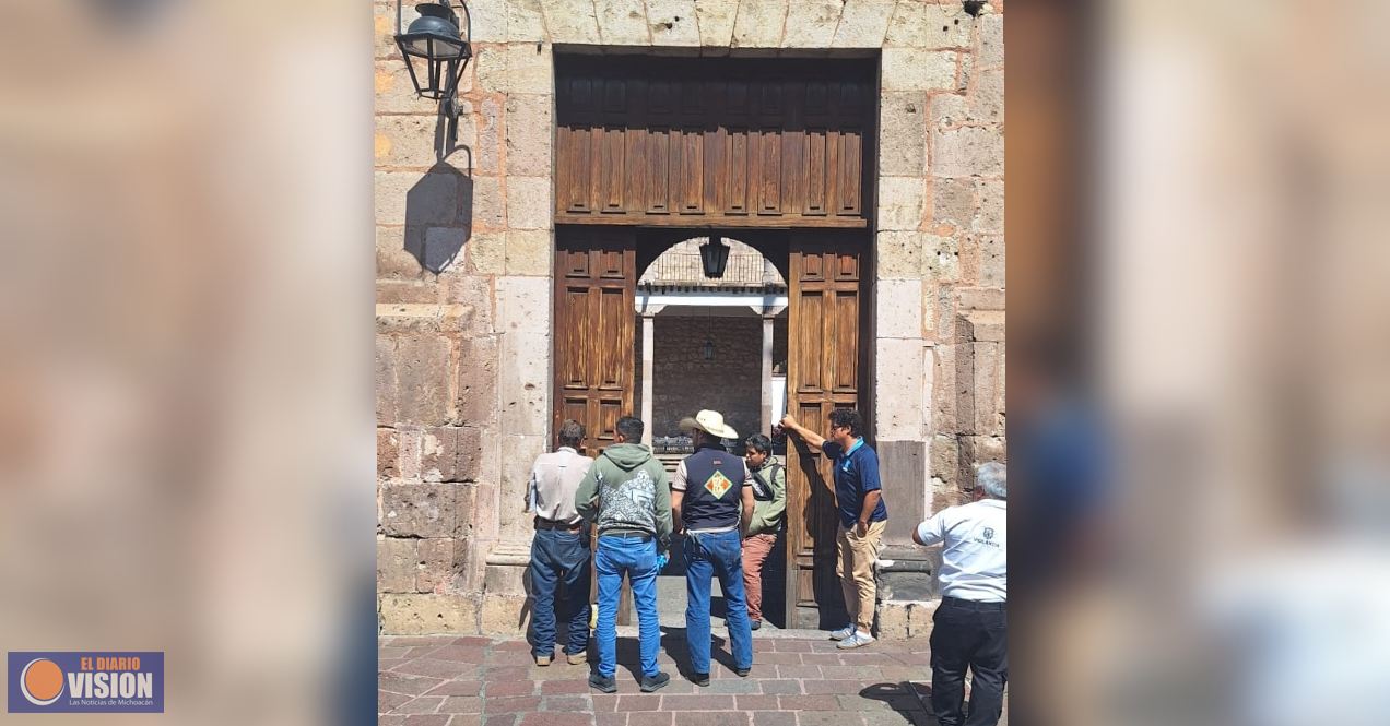 Inicia 2da etapa de restauración de portones y elementos de madera del Centro Histórico de Morelia