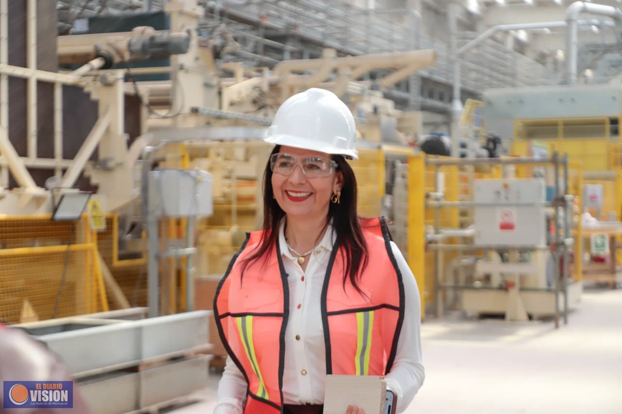 Gaby Molina recorre cuatro regiones y suma nuevos liderazgos