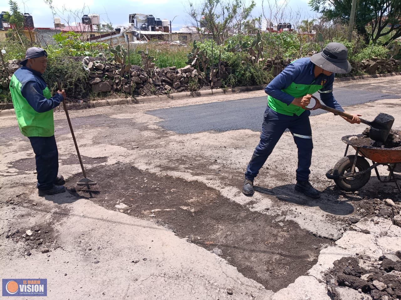 Gobierno de Morelia mantiene labores de bacheo en distintos puntos del municipio