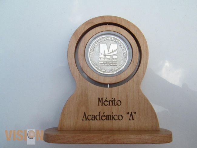 Convoca Sejoven al Premio al Mérito Juvenil 2013 