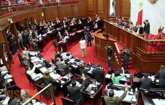 Diputados del Estado esperan comunicado oficial de ausencia del Gobernador del Estado.