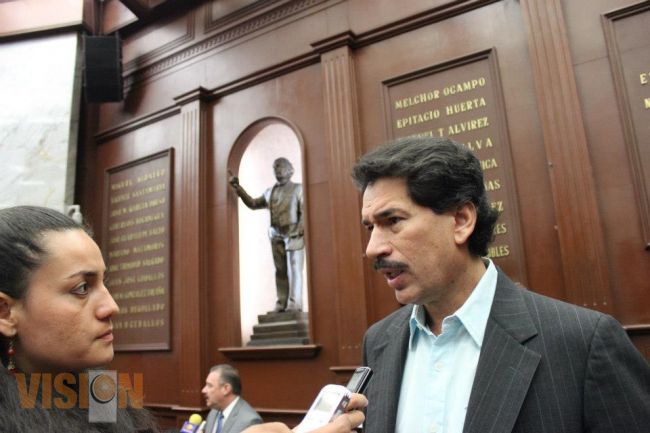 Habitantes de La Chichihua piden a Osbaldo Esquivel apoyo para desincorporación de predio