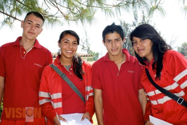10 mil jóvenes egresan del Cobaem al nivel superior