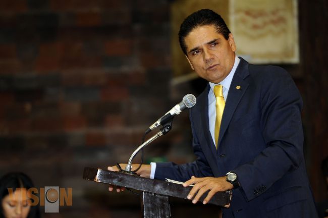 Señala Silvano Aureoles que gobernadores del PRI no cumplen Adéndum al Pacto