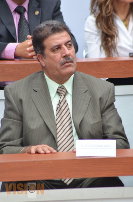 Es momento de trabajar juntos y sin cálculos electorales por Michoacán: Fernández Orozco.