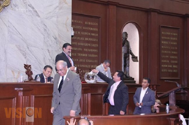 Realizarán diputados homenaje al Ejército Mexicano