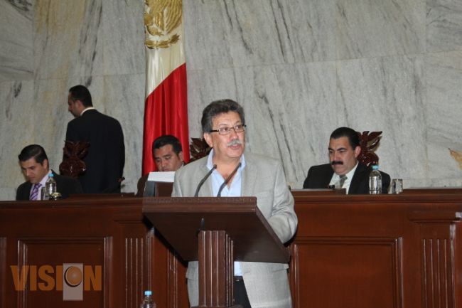 Presenta Sarbelio Molina iniciativa para reformar  Código Familiar del Estado