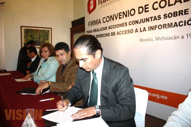 ITAIMICH y PRD signan convenio de transparencia por la Democracia. 