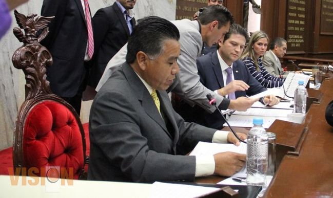 Aprueban diputados Segundo Informe de Gobierno que rendirá Fausto Vallejo 