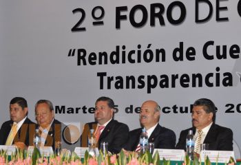 Inaceptable, que funcionarios pretendan poner resistencia a la transparencia: Fausto Vallejo