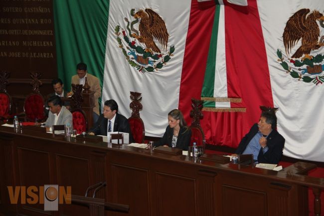 Congreso del Estado ahora sí lee comunicado del Ayuntamiento de Tepelcatepec