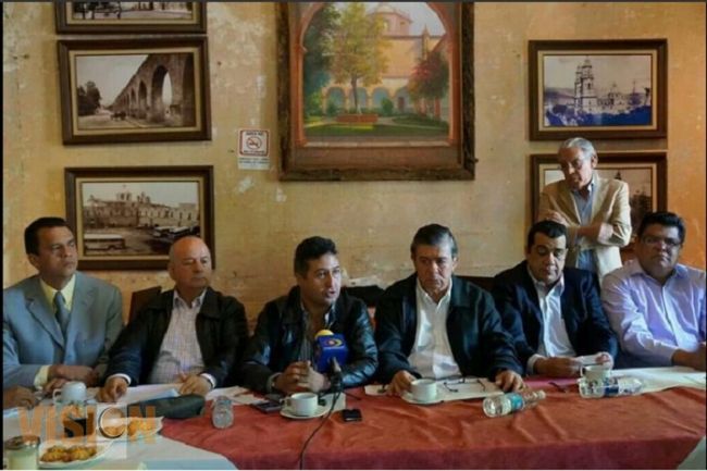Líderes perredistas invitan a Cuauhtémoc Cárdenas a ser el Presidente Nacional del PRD