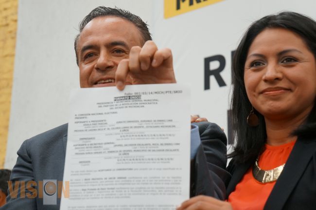 Se registra Pascual Sigala rumbo a la dirigencia estatal del PRD