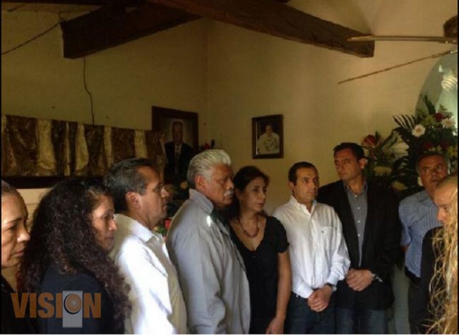 Asiste Ernesto Cordero  y Juan Manuel Oliva a funeral de Gustavo Garibay en Tanhuato
