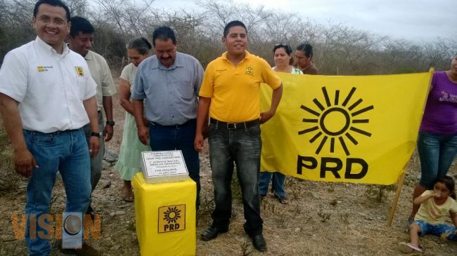 Fortalecimiento y reactivación de comités de base serán ruta de trabajo rumbo al 2015: Torres Piña.