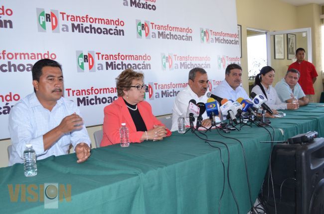 Los ediles priístas, si van con el mando único policial.
