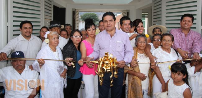 Cumple Silvano con obras en beneficio de los michoacanos.