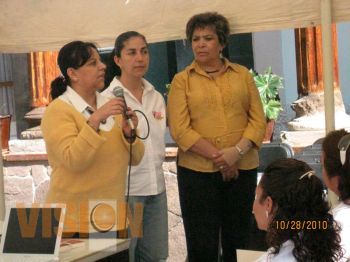  Concluyen talleres sobre el cuidado de adultos que organizo el DIF Michoacan