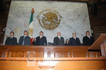 Encabeza el Gobernador Leonel Godoy Homenaje póstumo al diputado Eduardo Villaseñor Meza