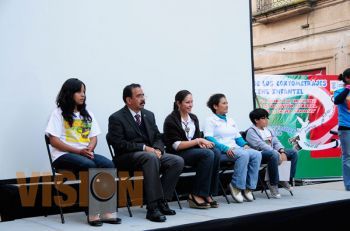 Ojeda Arana Entrega reconocimientos en la Muestra de Cortometrajes