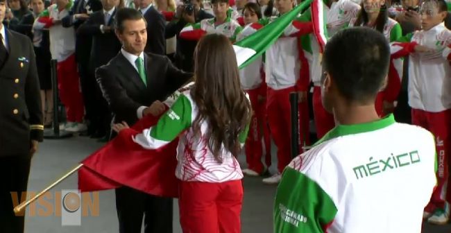 Abandera el Presidente Enrique Peña Nieto a delegación de JCC Veracruz 2014. 