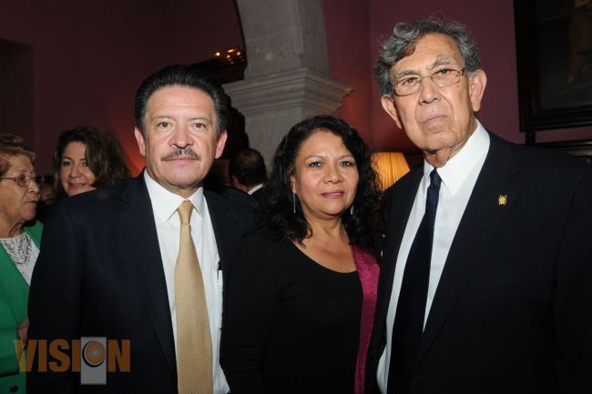 Pide Navarrete reconstrucción