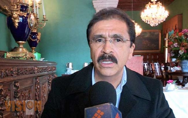 Jóvenes, pilares en el desarrollo de Michoacán: Mario Magaña
