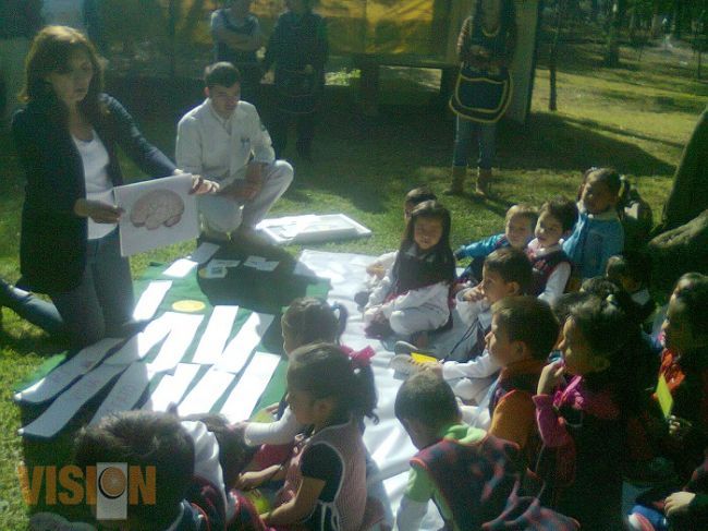 Celebra el Museo de Historia Natural a los niños en su día