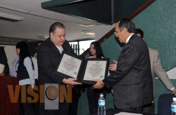 Recibe biblioteca de la Facultad de Economía Certificación de Calidad
