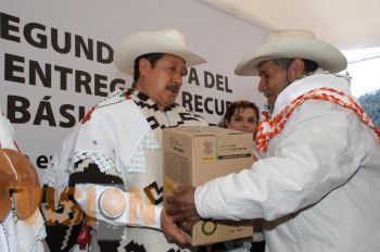 Programas sociales, fundamentales para combatir desigualdades: Godoy Rangel