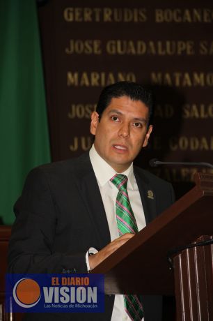 Propone Ernesto Núñez dar vida al Parlamento Juvenil, para más participación 