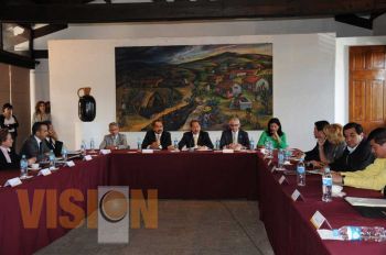 Leonel Godoy Rangel ratificó su compromiso con la transparencia, con la rendición de cuentas.